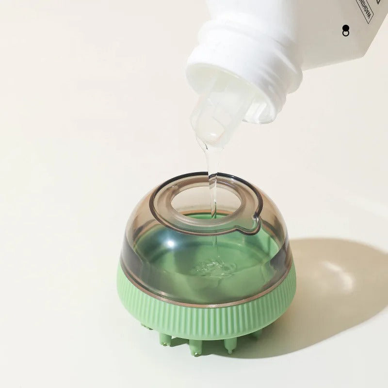 Cepillo de limpieza con dispensador