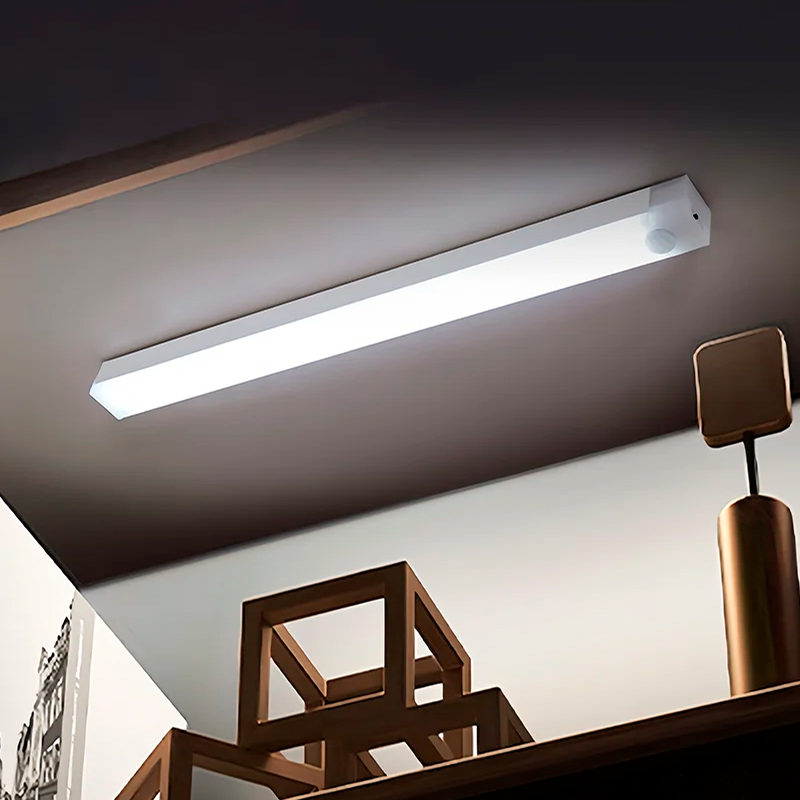 Luz led con sensor blanca