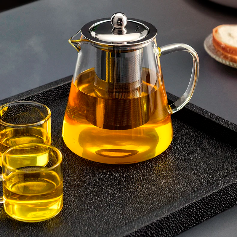 Tetera de vidrio con infusor