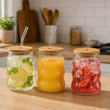 Vaso de vidrio con tapa de bambú