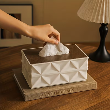 Caja de pañuelos con diseño geométrico