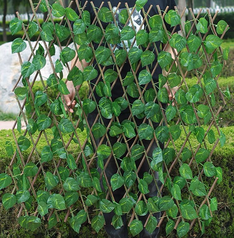 Cerca rejilla con hojas artificiales para decoración 150 x 50 cm – LlevaUno