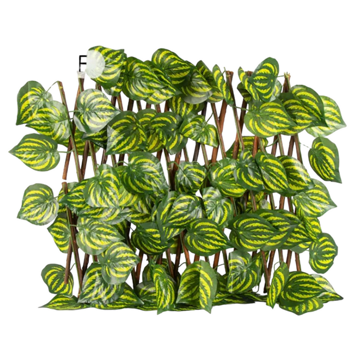 Rejilla decorativa con hojas artificiales